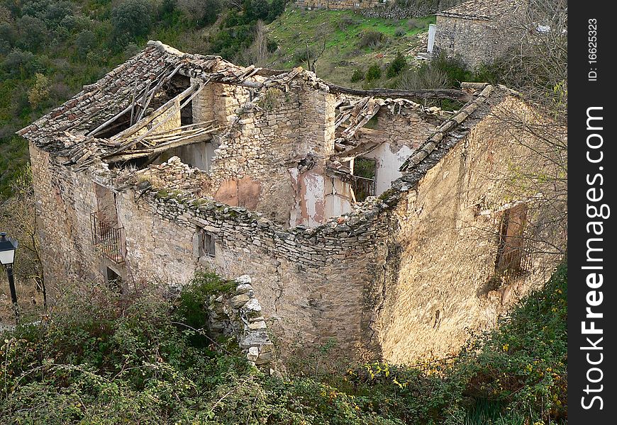 The ruin of a once grand house in the village of abizanda in spain