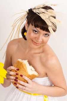 Girl With Bread And Ears Of Wheat Royalty Free Stock Image Girl With Bread And Ears Of Wheat Royalty Free Stock Image