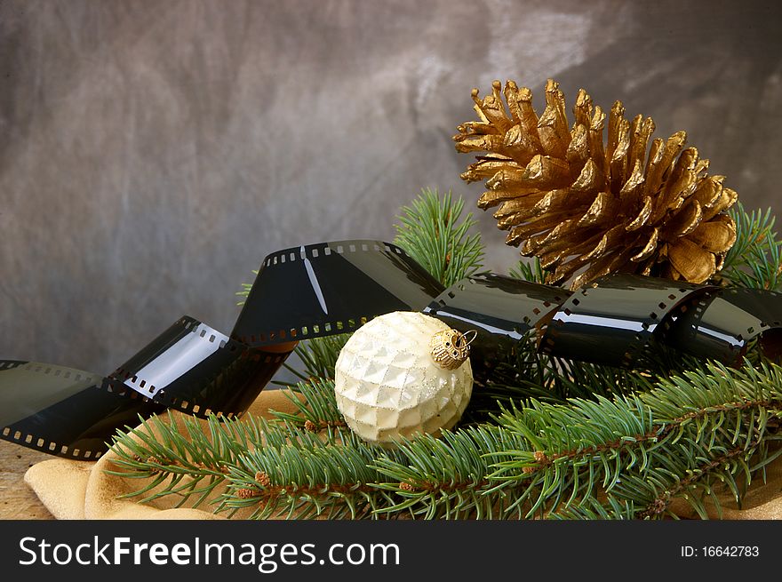 Pinecone, Christmas Bulbs, Pine Branches