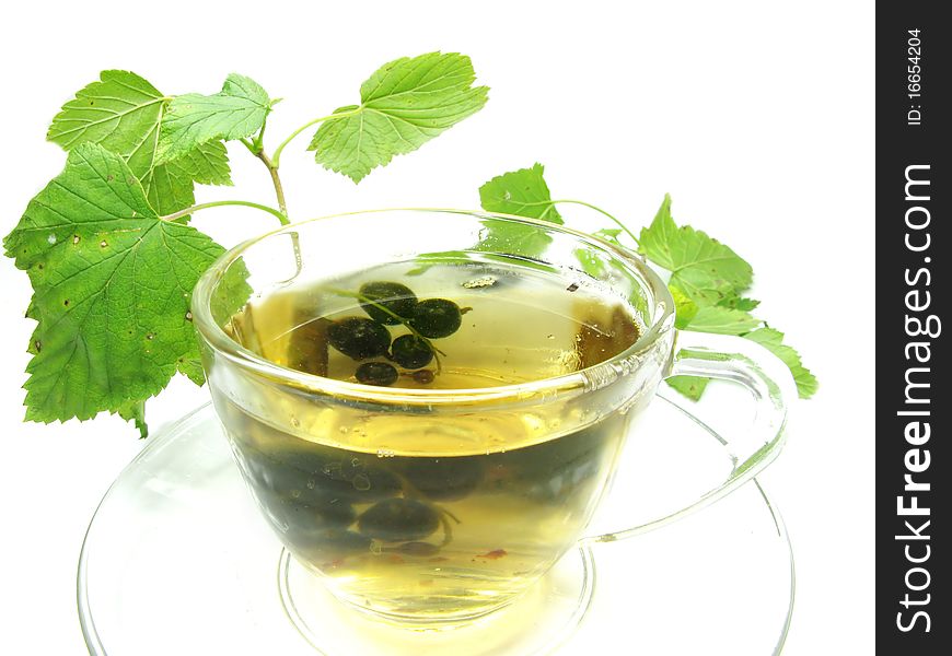 Herbal tea with currant extract