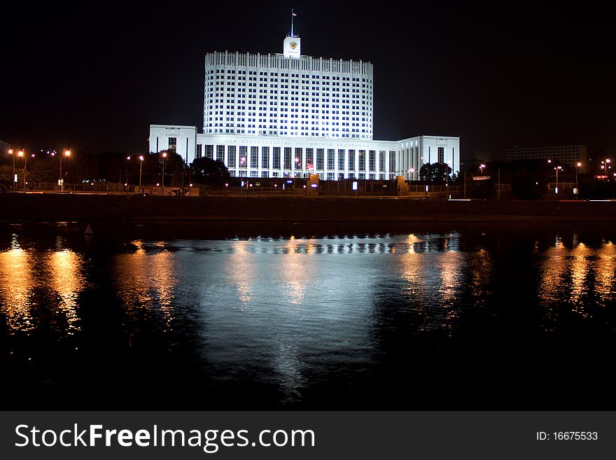 White House In The Night