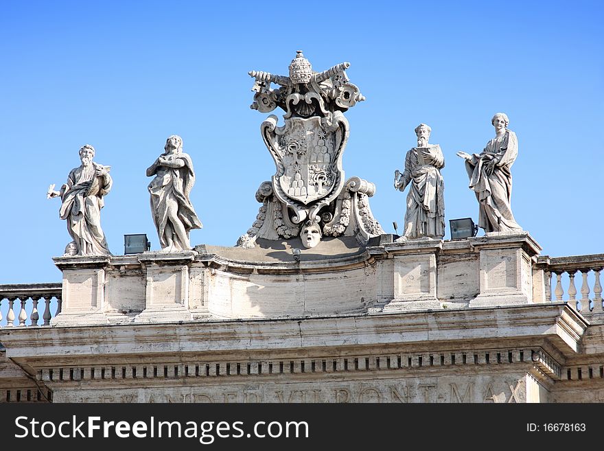 Statues on top of a St. Peter s Basilica