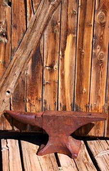 Rustic Anvil Royalty Free Stock Photos Rustic Anvil Royalty Free Stock Photos