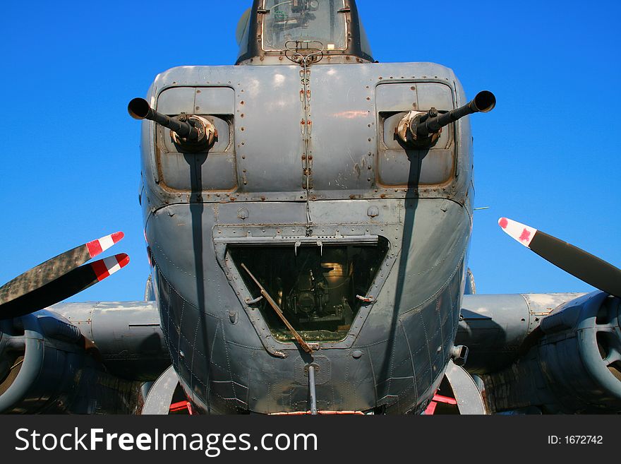 Forward Gun positions on RAF Shackelton patrol aircraft. Forward Gun positions on RAF Shackelton patrol aircraft