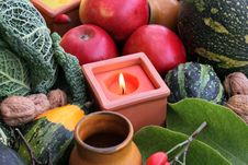 Free Decoration For Thanksgiving With Fruit And Vegetab Royalty Free Stock Images - 16726969