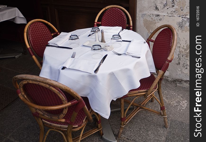 Paris outdoor cafe in the Places des Vosges neighborhood. Paris outdoor cafe in the Places des Vosges neighborhood