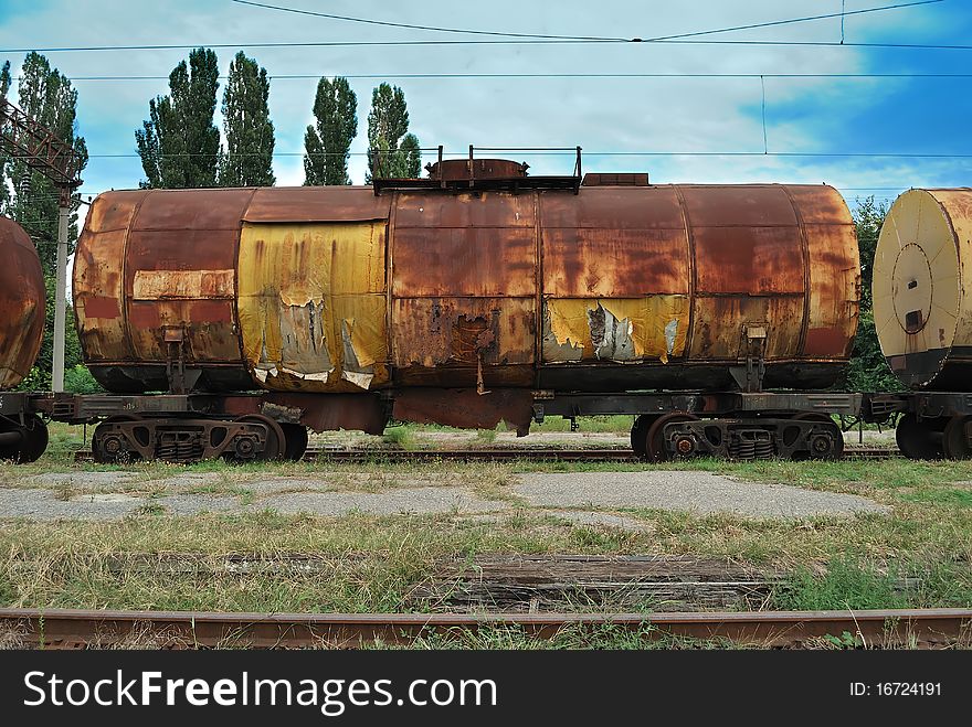 Train Transports Old Tanks