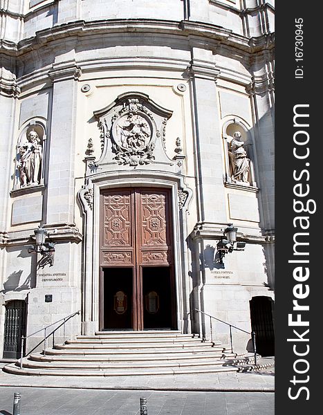 Entrance door in Basilica San Miguel, Madrid