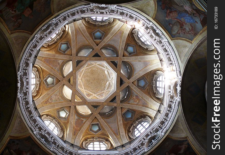 Dome of San Lorenzo church in Torino (ITALY). Baroque style by Guarini. Dome of San Lorenzo church in Torino (ITALY). Baroque style by Guarini.