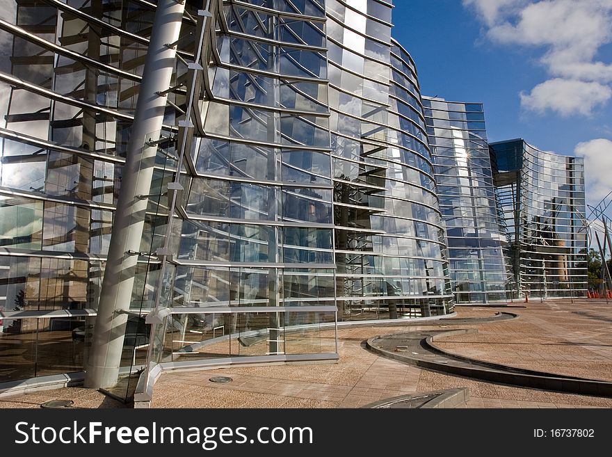 The curved and striking exterior of the Christchurch Art Gallery, New Zealand