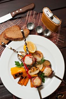 Grilled Squids With Vegetables Stock Images Grilled Squids With Vegetables Stock Images