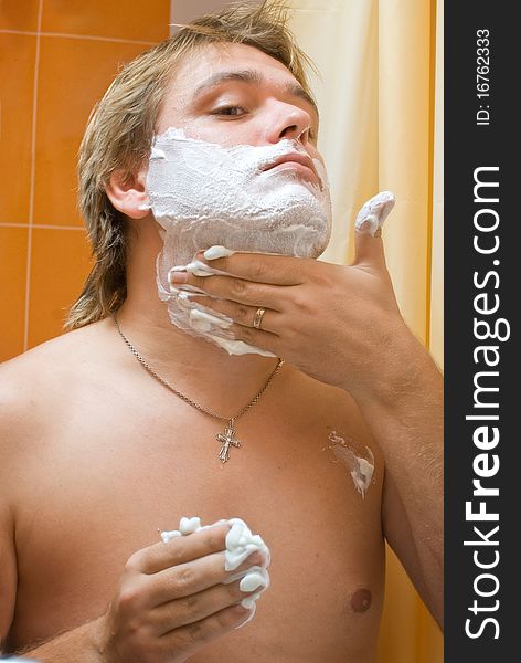 Man shaving