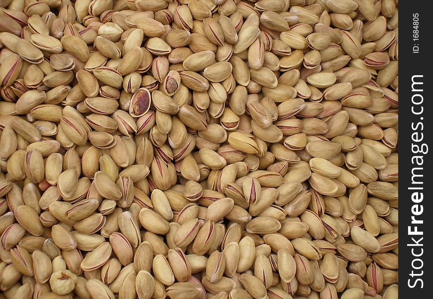 Whole roasted pistachios with shells in bulk