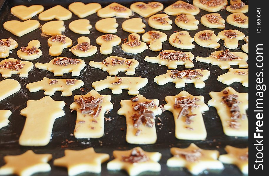 Tray with raw homemade cookies ready for baking