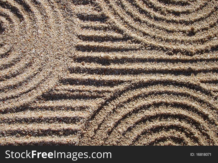 Lines and circles in the sand