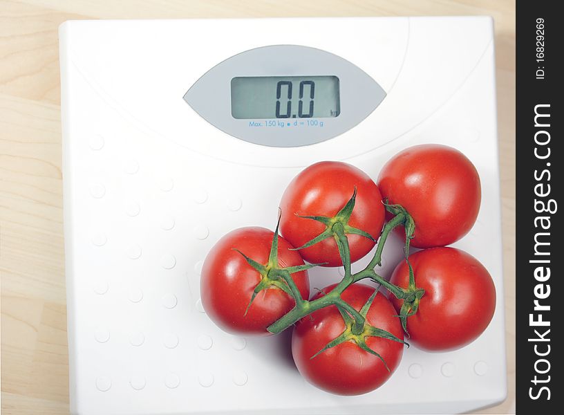 Tomatoes And Weight Scale