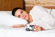 Woman Lying In Bed Royalty Free Stock Images Woman Lying In Bed Royalty Free Stock Images