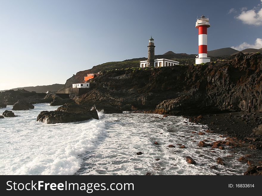 La Palma lighhouse as seen from the salt ponds nearby. La Palma lighhouse as seen from the salt ponds nearby.