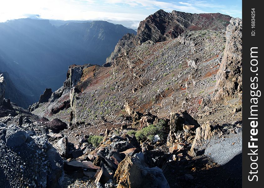 The crater of Taburiente, as seen from above the ridge. The crater of Taburiente, as seen from above the ridge.