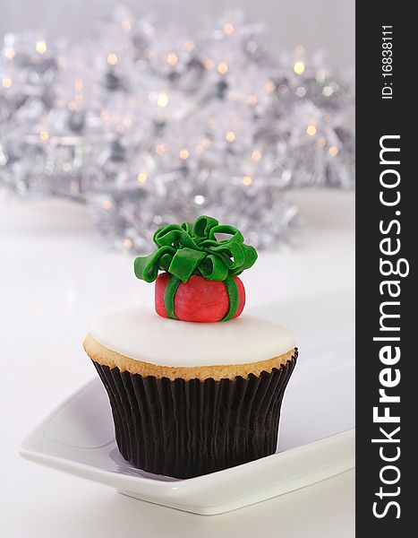Perfect dessert for xmas decorated with wrapped gift made with edible fondant icing. Perfect dessert for xmas decorated with wrapped gift made with edible fondant icing
