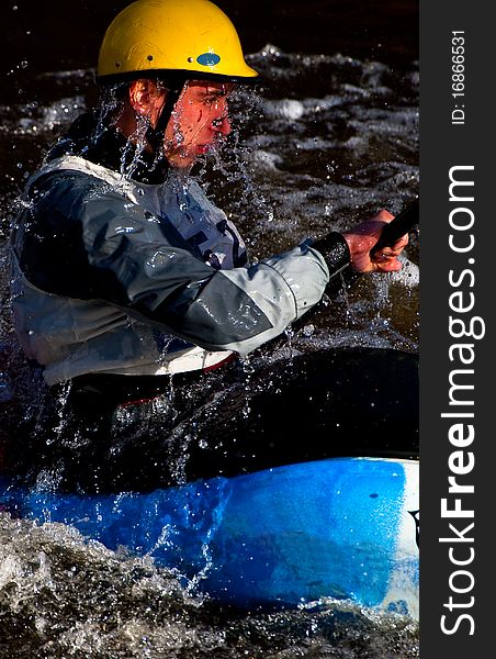 Competition of kayak whitewater freestyle, Russia, Akulovka