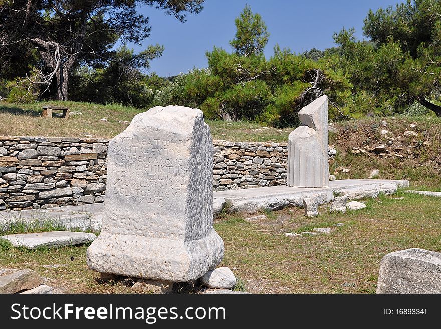 Island Thassos is welknown with its archeological sites. Island Thassos is welknown with its archeological sites.