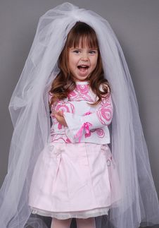 Pretty Little Girl In A White Veil Royalty Free Stock Photos Pretty Little Girl In A White Veil Royalty Free Stock Photos