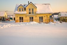 Country House In Winter Royalty Free Stock Photography Country House In Winter Royalty Free Stock Photography