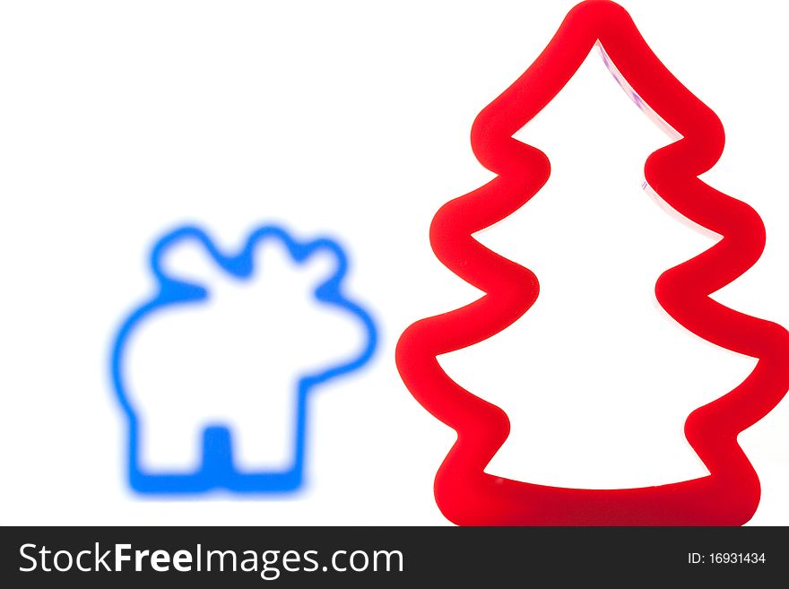 Christmas Decoration: Funny reindeer and pine template in front of white background