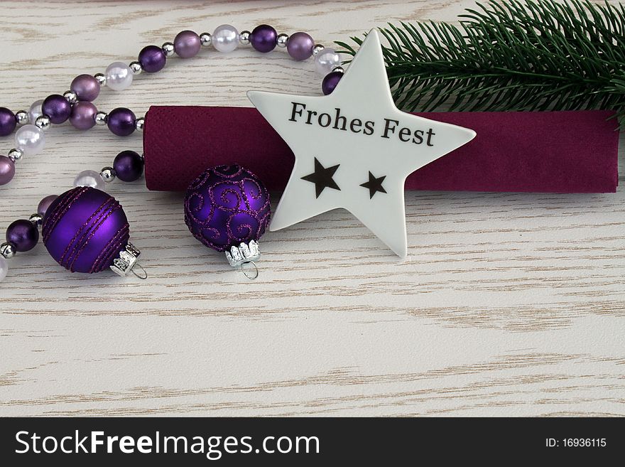 Napkin ring with the words Frohes Fest