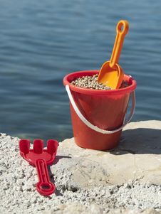 Bucket With Sand Royalty Free Stock Photography Bucket With Sand Royalty Free Stock Photography