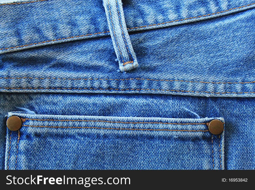 Used to wear jeans and widely used around the world.