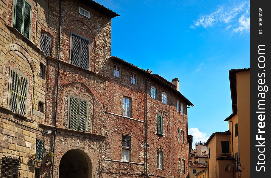 Residential apartment buildings in Lucca