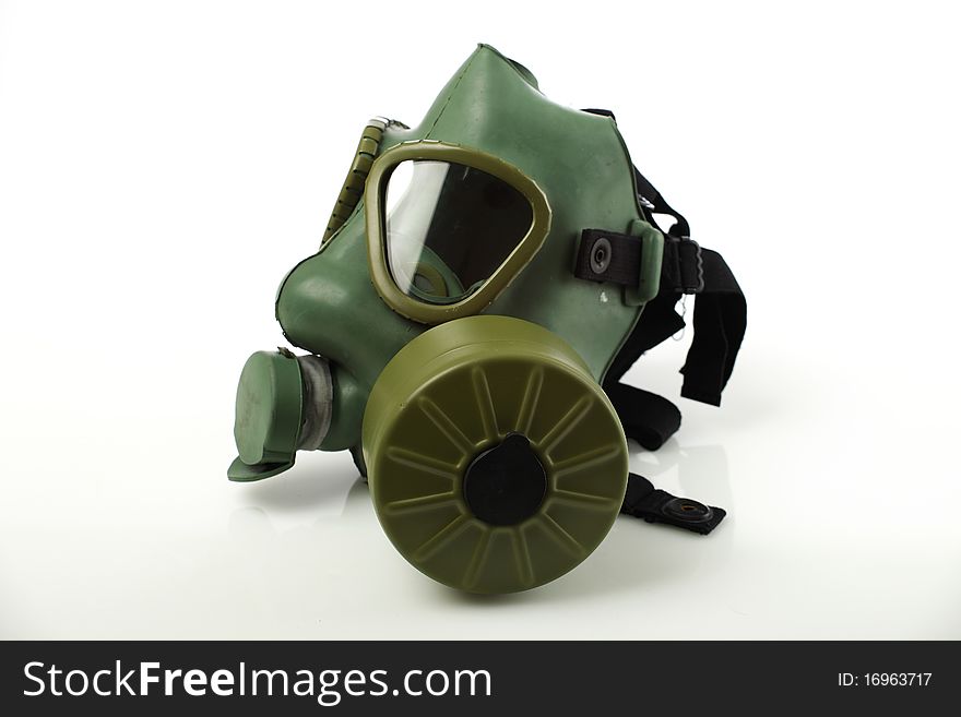 Green army gas mask type M48 from Yugoslavia