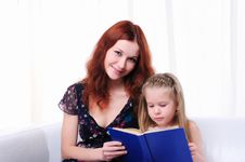 Little Girl And Her Mother Read A Book Royalty Free Stock Image Little Girl And Her Mother Read A Book Royalty Free Stock Image