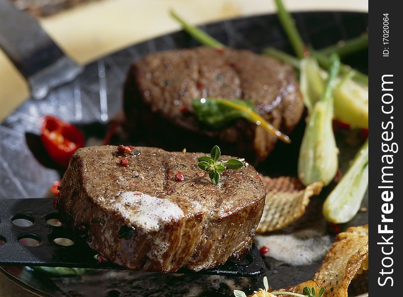 Pane with meat and vegtables. Pane with meat and vegtables.