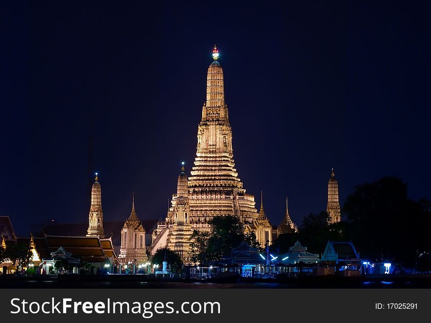 Temple of Dawn (Wat Arun) at Night, Bangkok, Thailand