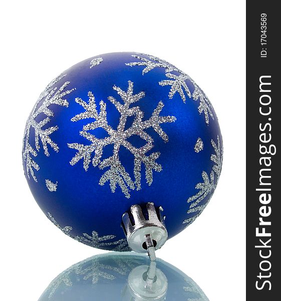 Close-up christmas decoration with reflection, isolated on white