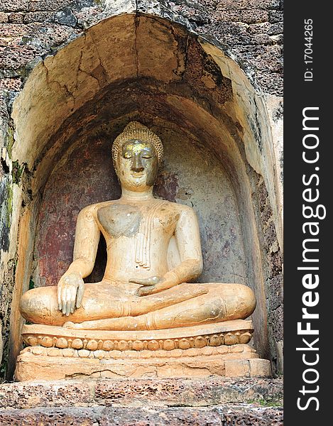 Old buddha statue in Srisatchanalai historical park, Sukhothai, Thailand