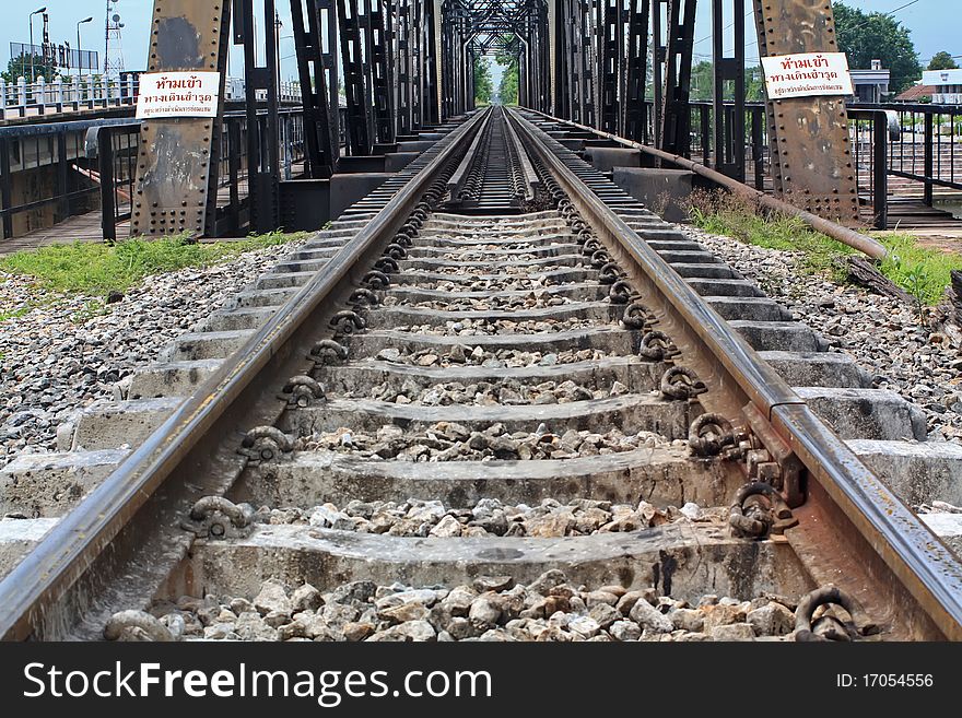 Rail length across the river