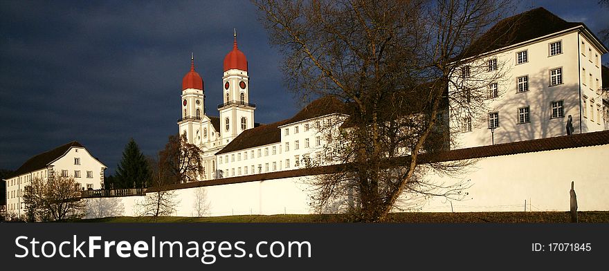 The Cistercian monastery of St. Urban in Lucerne County, Switzerland, is an example for the Baroque style. The Cistercian monastery of St. Urban in Lucerne County, Switzerland, is an example for the Baroque style.