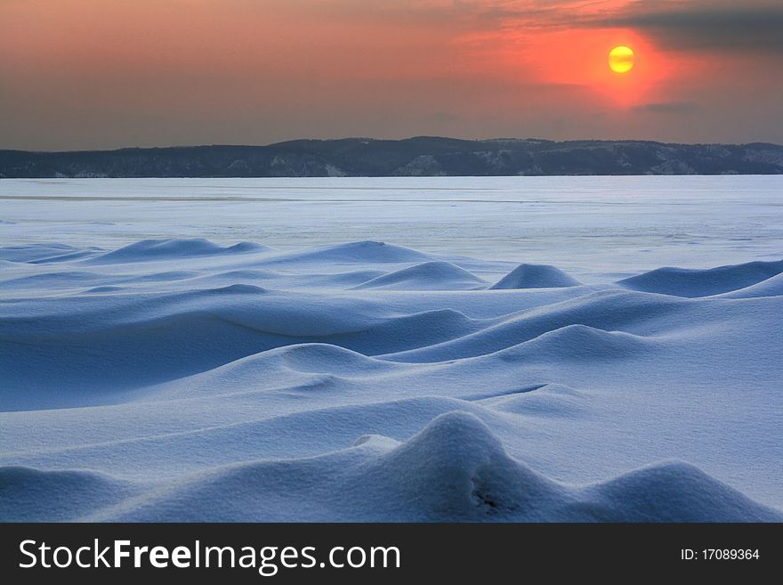 Sunset In The Far North: Ice Desert