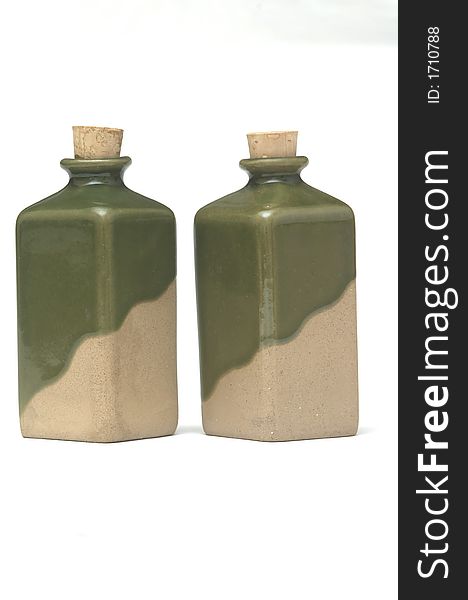 2 ceramic bottles