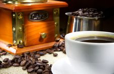 Cup Of Coffee, Beans, Pot And Grinder On Sacking Royalty Free Stock Photos Cup Of Coffee, Beans, Pot And Grinder On Sacking Royalty Free Stock Photos