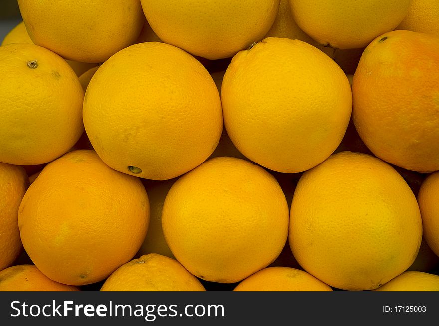 Oranges bulk in food market