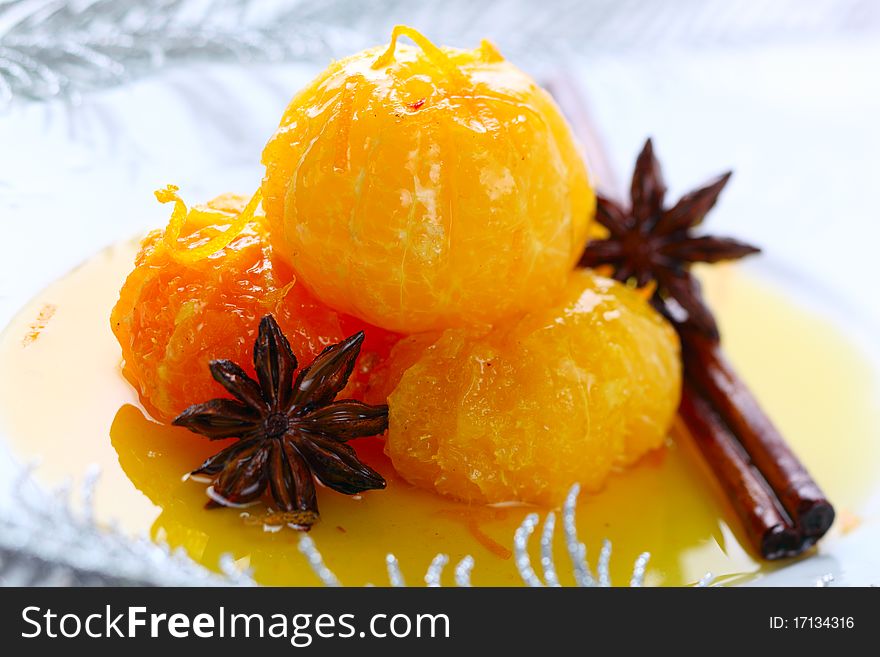 Tangerine dessert with star anise and cinnamon
