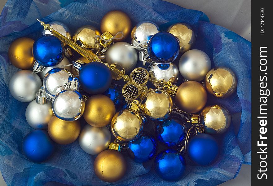 Christmas decorations. Colored balls to decorate the Christmas tree.