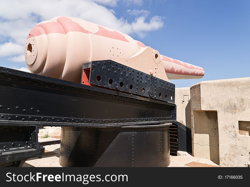 The 100-ton gun, world's largest cannon. Fort Rinella. Malta