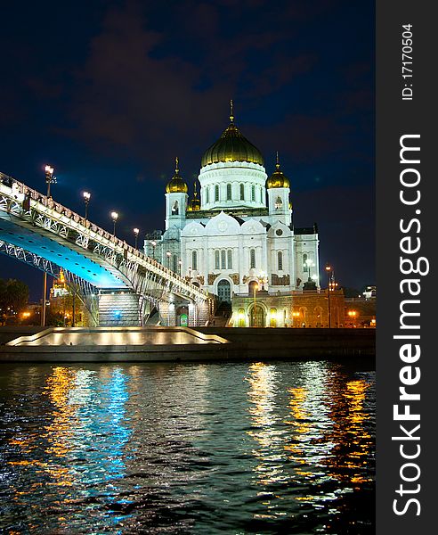 Moscow, temple of the Christ of the Savior, kind from bridg. Moscow, temple of the Christ of the Savior, kind from bridg