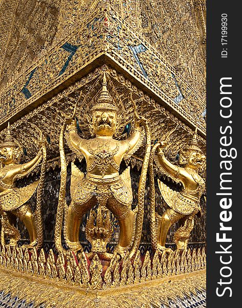 They locate around the church at the center of Grand Palace. They're the superb bronze statues. They locate around the church at the center of Grand Palace. They're the superb bronze statues.